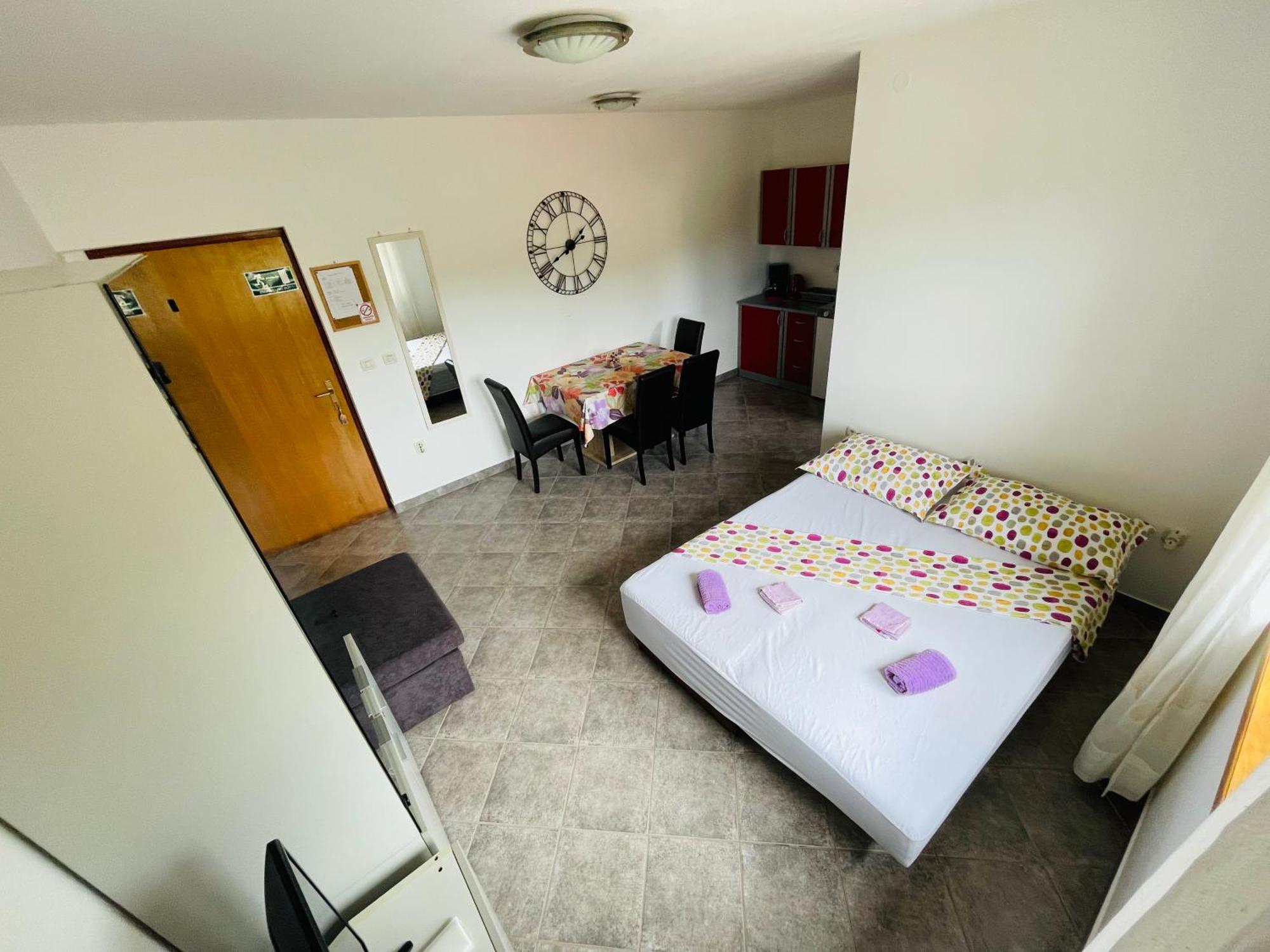 Apartments Kordic Vis Dış mekan fotoğraf